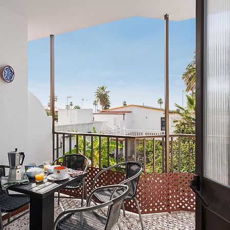 Apartamento Junto A La Playa En El Centro โกนิล เด ลาฟรอนเตรา ภายนอก รูปภาพ