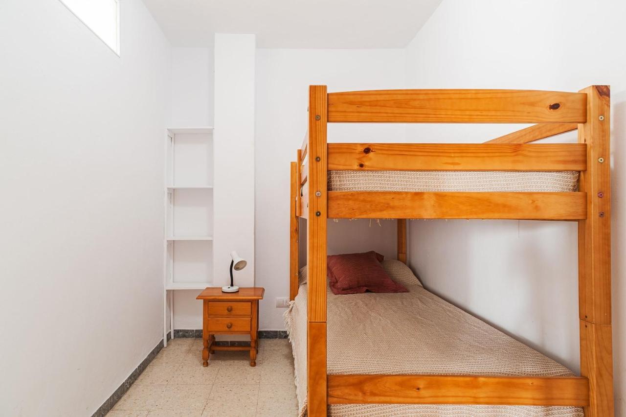 Apartamento Junto A La Playa En El Centro โกนิล เด ลาฟรอนเตรา ภายนอก รูปภาพ