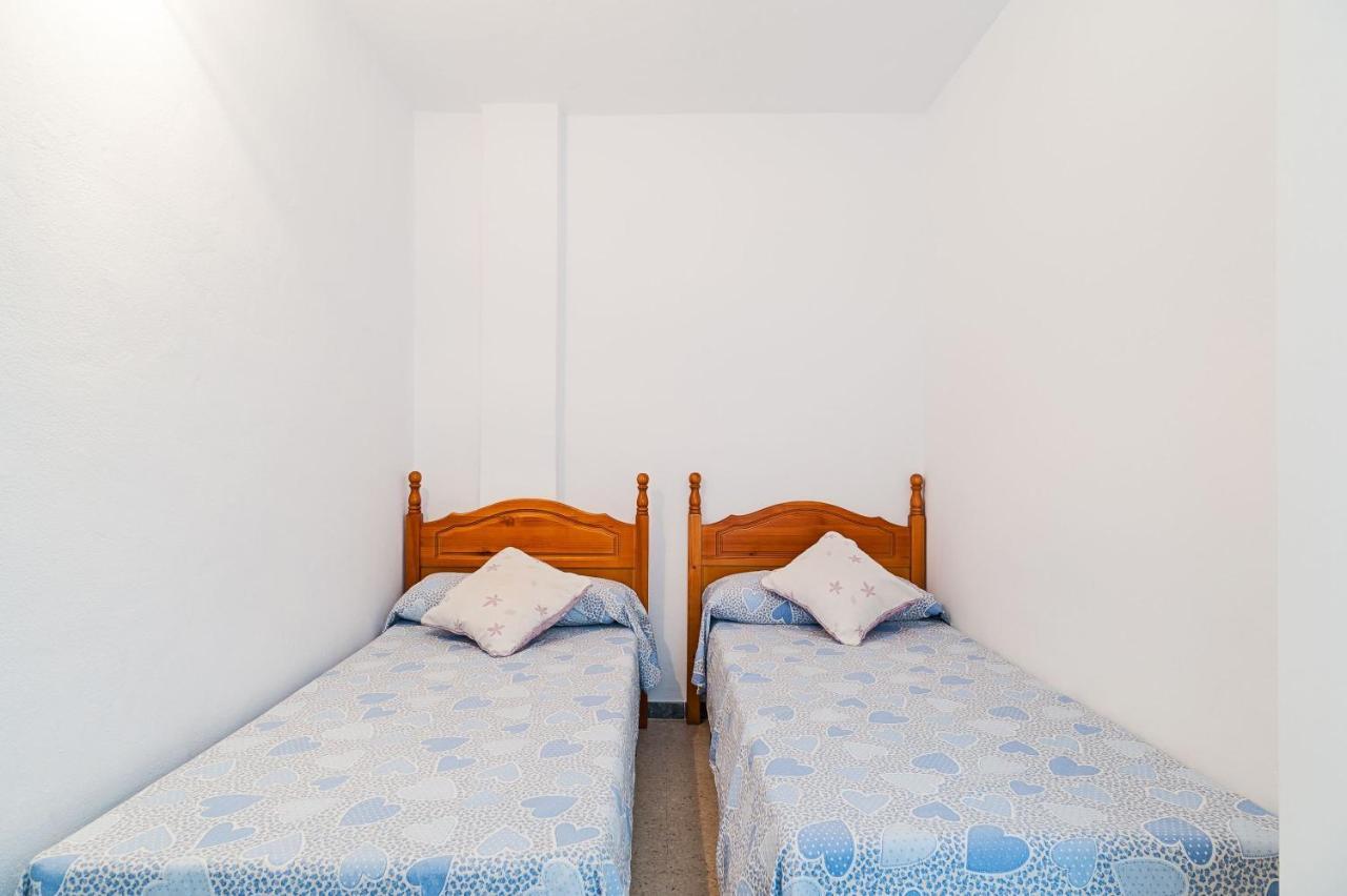 Apartamento Junto A La Playa En El Centro โกนิล เด ลาฟรอนเตรา ภายนอก รูปภาพ