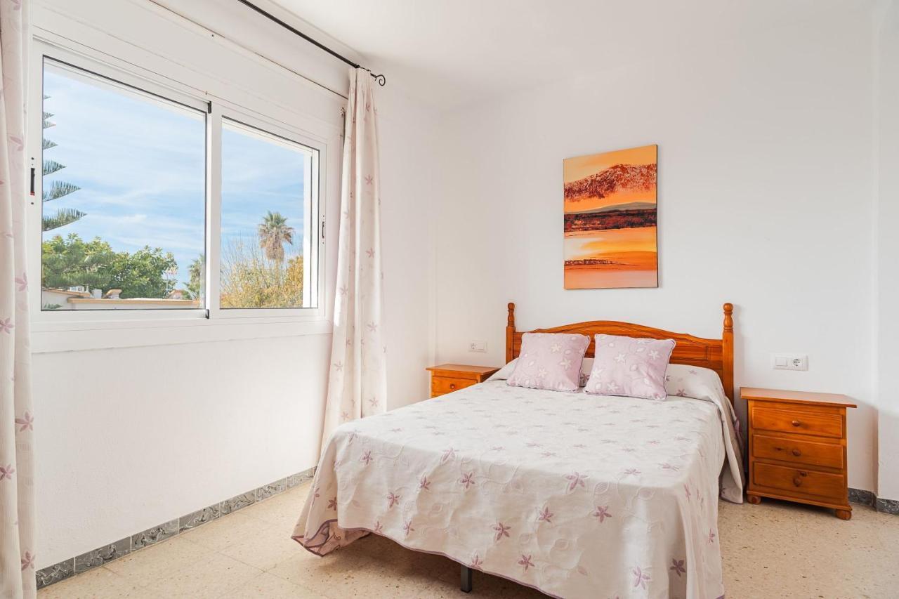 Apartamento Junto A La Playa En El Centro โกนิล เด ลาฟรอนเตรา ภายนอก รูปภาพ
